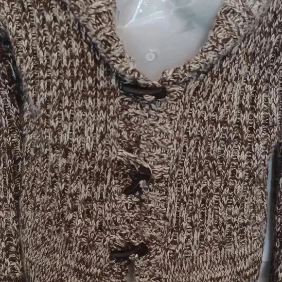 🍭🏍very soft cardigan with cute buttons - Picture 4 of 10